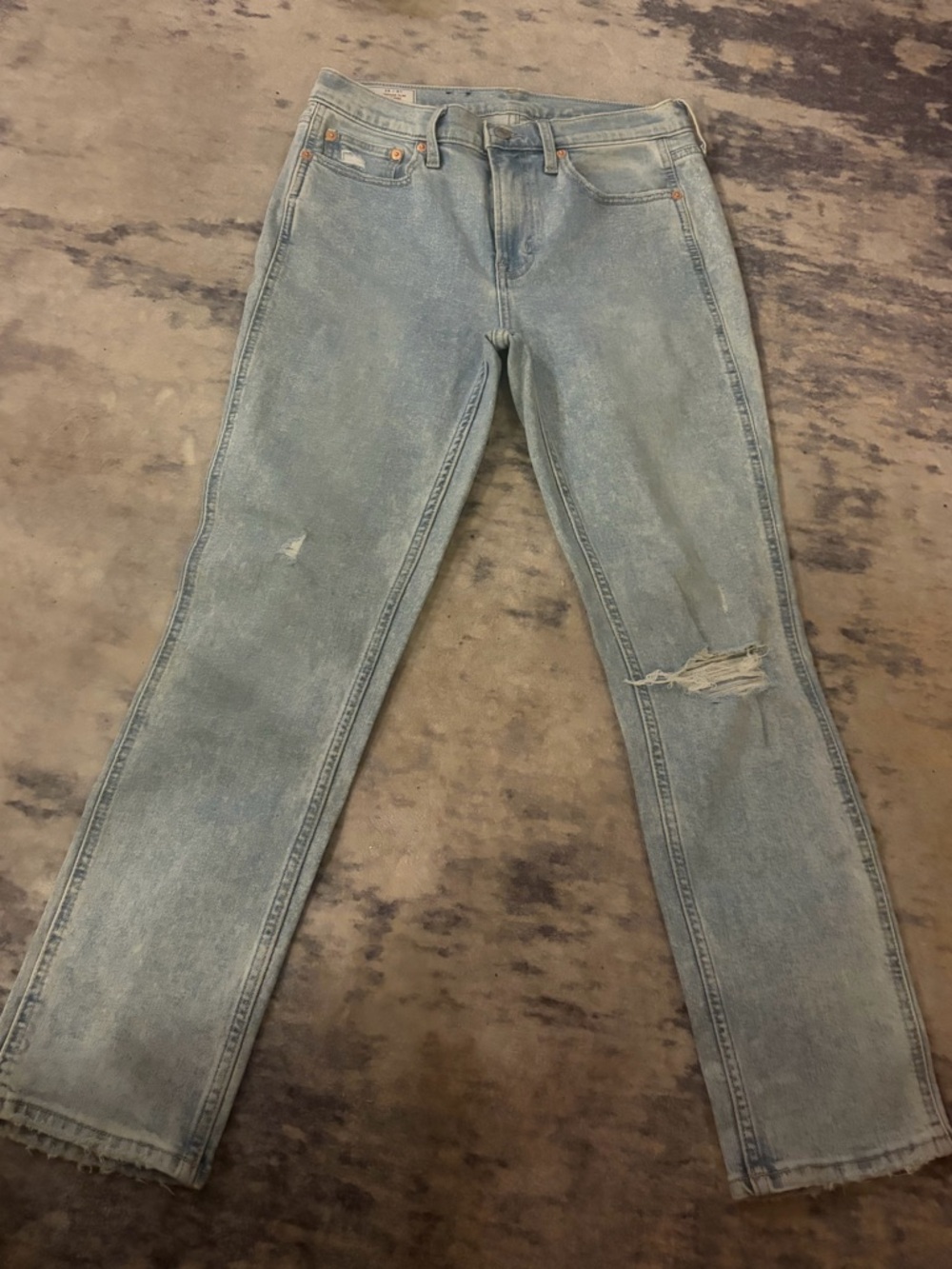 GAP Vintage Slim Mid Rise Light Blue Jeans (28/6R)